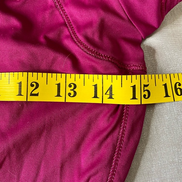 Adidas pink climacool tech tee. EUC! size M - Picture 5 of 6